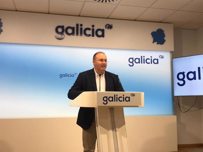 El secretario general del PPdeG, Miguel Tellado, en rueda de prensa