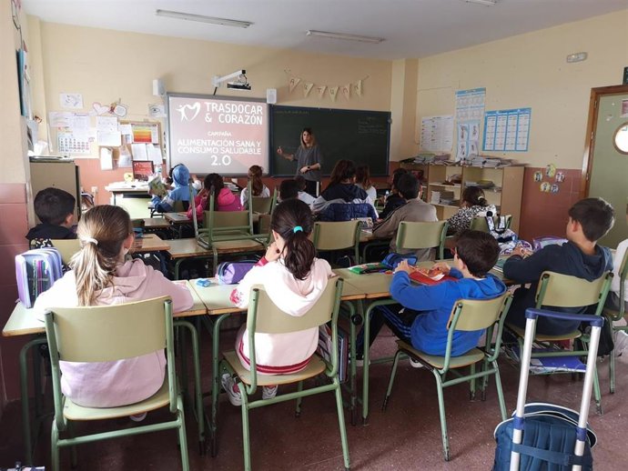 Cerca De Un Millar De Personas Participa En El Programa De Nutrición Y Salud Alimentaria De Trasdocar Y Diputación En San Roque