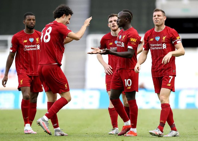 El Liverpool celebra un gol