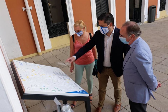Presentación del plano tacto-visual con los puntos de interés de Huelva y del Centro Comercial Abierto.