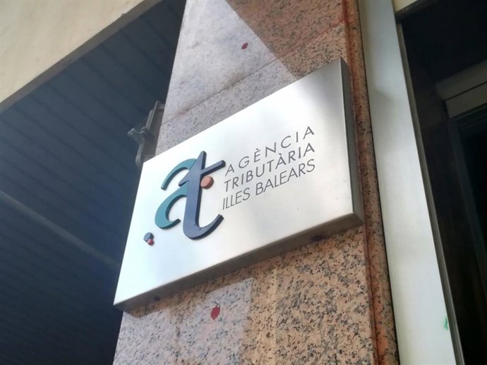 Placa de la Agencia Tributaria de Baleares (ATIB).