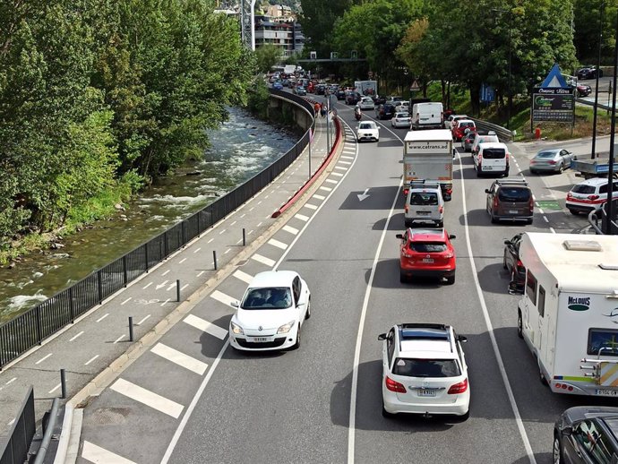 Retenciones de tráfico en Andorra la Vella (Andorra) en la CG1 el 11/9/2020