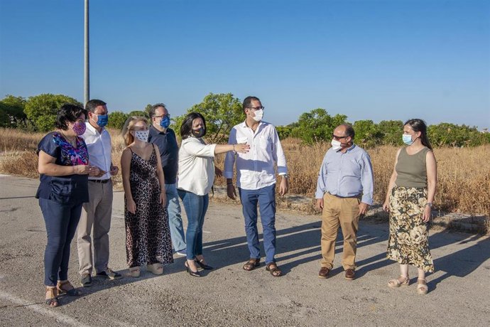 La presidenta del PP de Sevilla, Virginia Pérez,en Espartinas