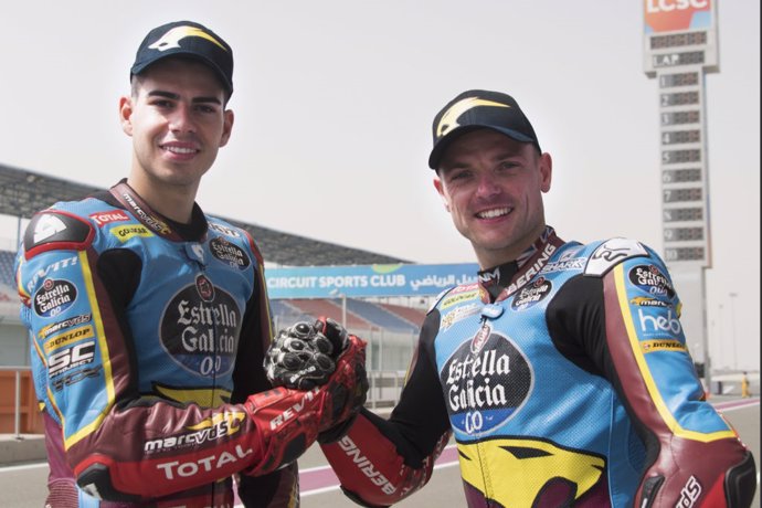 Los pilotos de Moto2 Augusto Fernández y Sam Lowes (Estrella Galicia 0,0 Marc VDS) en Losail (Catar)