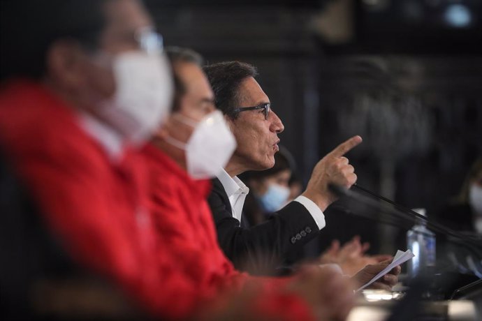 Perú.- El Congreso de Perú admite la moción de censura contra Vizcarra y fija el