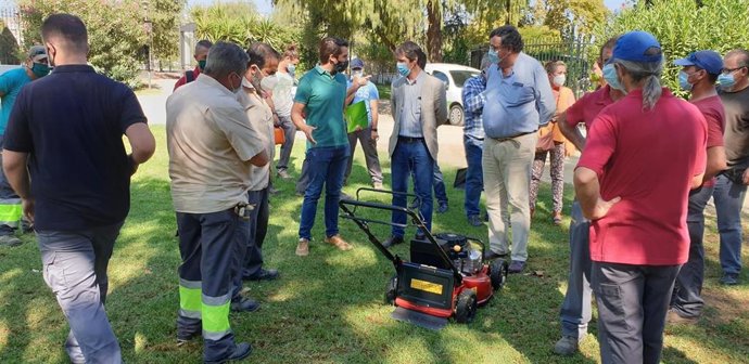 [Sevilla] Nota De Prensa Y Fotografías. Parques Y Jardines