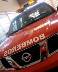 Diecisiete personas desalojadas y ocho afectadas por humo en el incendio en un edificio de Guadalajara