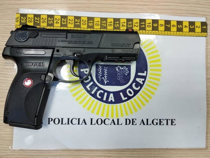 Nota De Prensa Del Ayuntamiento De Algete: Policia Local De Algete Y Guardia Civil Incautan Un Arma