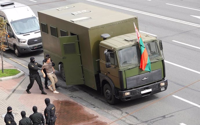 AMP.- Bielorrusia.- Detenidas cerca de 250 personas durante una protesta en la c
