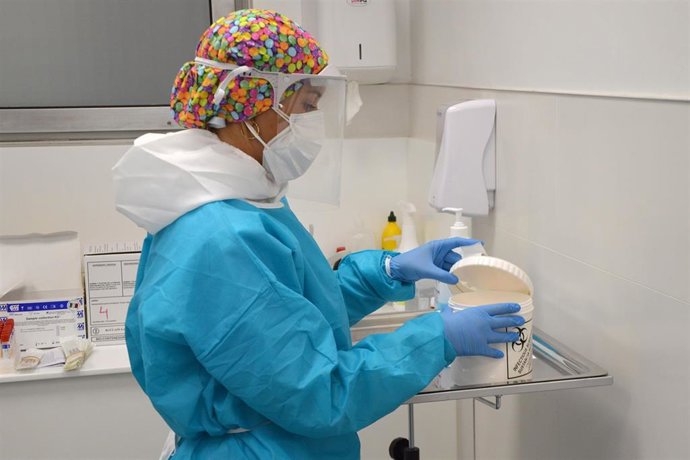 Cvirus.- Un total de 130 alumnos de sexto de Medicina de la UCV dan negativo en la prueba de Covid