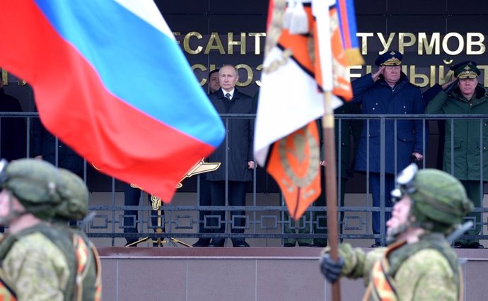 Bielorrusia.- Rusia anuncia el envío inminente de 300 militares para unas maniob