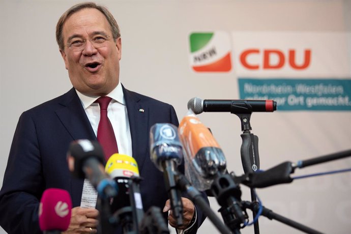 Alemania.- La CDU de Merkel se impone en las elecciones regionales de Renania de