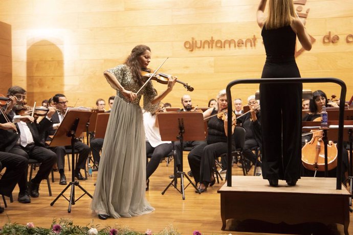 Cultura.- El concurso internacional de violín CullerArts resiste con jóvenes pro