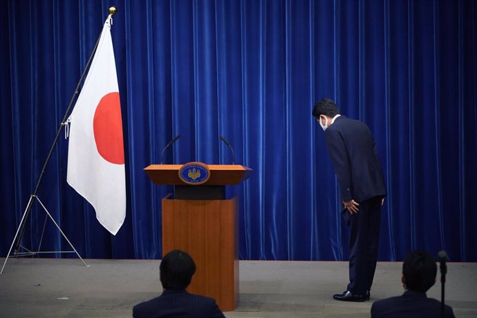 El primer ministro de Japón, Shinzo Abe, durante la rueda de prensa en la que anunció su dimisión por problemas de salud.