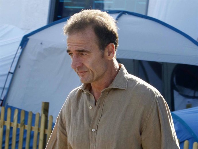 Alessandro Lequio recupera poco a poco la sonrisa tras la muerte de su hijo Aless