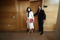 Ayuso sitúa a la Comunidad enfrente de "intentos rupturistas, revolucionarios, tiranos, y por tanto, empobrecedores"