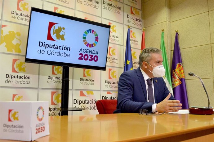 El delegado de Programas Europeos y Administración Electrónica de la Diputación de Córdoba, Víctor Montoro