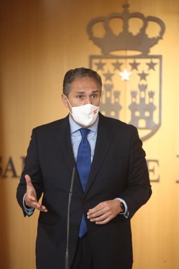 El portavoz adjunto del PSOE en la Asamblea de Madrid, José Cepeda, ofrece una rueda de prensa tras el debate del Estado de la Región, en la Asamblea de Madrid (España), a 14 de septiembre de 2020. Se trata del primer Debate del Estado de la Región para