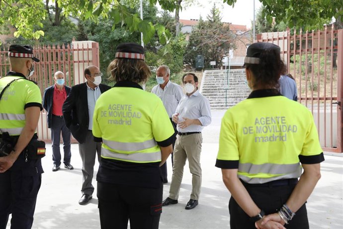 El delegado de Medio Ambiente y Movilidad, Borja Carabante