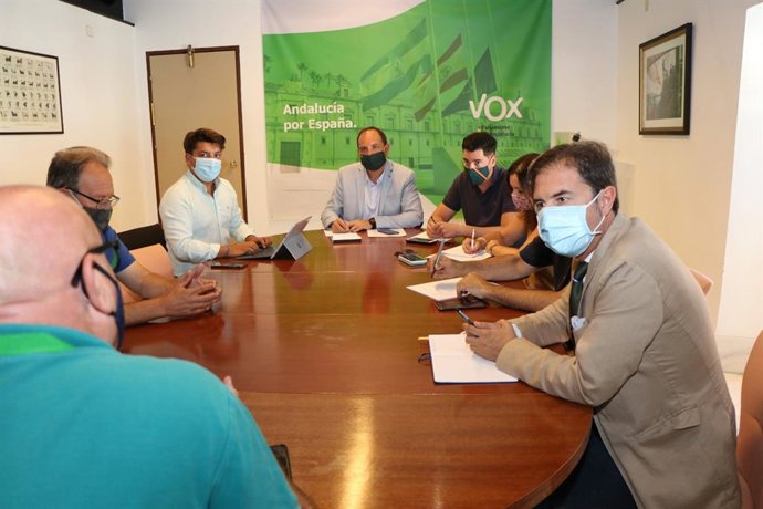 Reunión de Vox con representantes del sector taurino