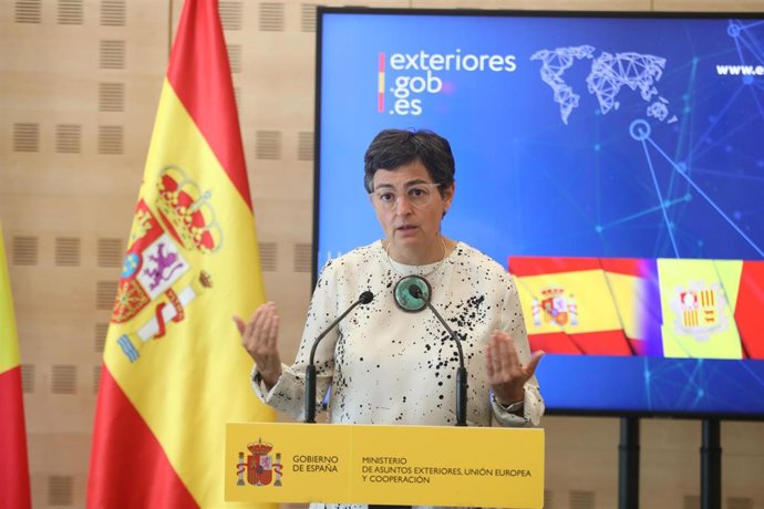 La ministra de Asuntos Exteriores, Arancha González Laya, realiza una intervención tras su reunión con su homóloga andorrana, Maria Ubach Font, en el Palacio de Viana, en Madrid (España) a 14 de septiembre de 2020.
