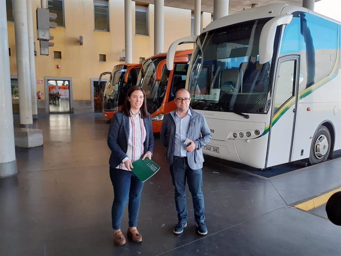 Casanueva visita la estación de autobuses de Córdoba, en una imangen de archivo