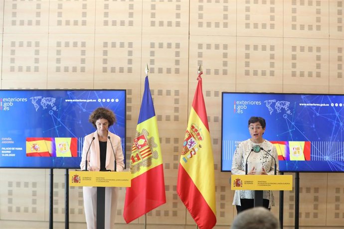La ministra de Asuntos Exteriores, Arancha González Laya, realiza una intervención tras su reunión con su homóloga andorrana, Maria Ubach Font, en el Palacio de Viena, en Madrid (España) a 14 de septiembre de 2020.