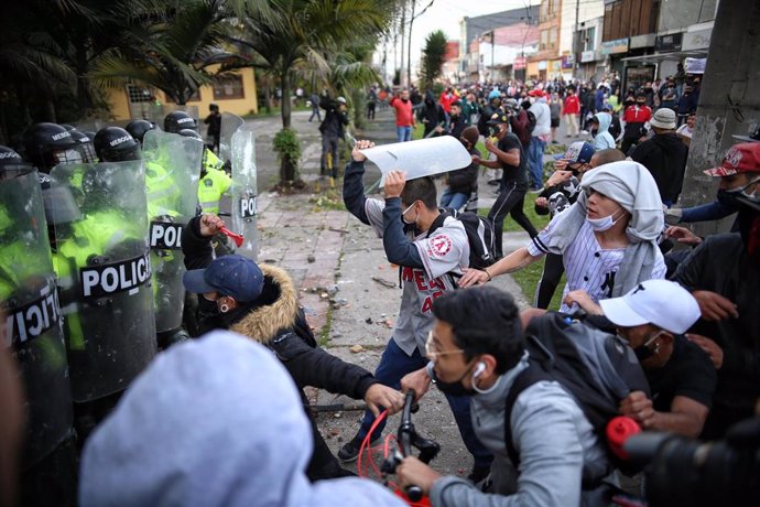 Protestas contra la violencia policial en Bogotá, Colombia