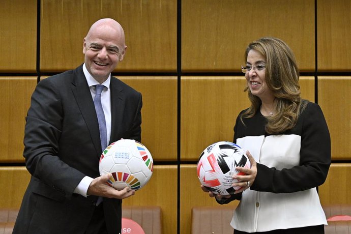 Fútbol.- La FIFA firma con la ONU un memorando contra la corrupción y para ayuda