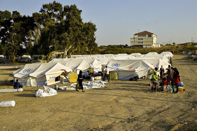 AMP.- Grecia.- Grecia acusa a los migrantes de incendiar Moria para "chantajear"