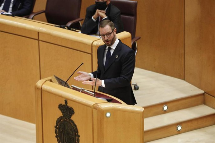 El portavoz del PP en el Senado, Javier Maroto, interviene durante el primer pleno en la Cámara Alta tras el parón estival, en Madrid (España), a 8 de septiembre de 2020. Su intervención ha sido después de la del presidente de Gobierno, quien ha compare