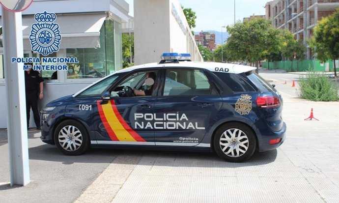 Coche patrulla de la Policía Nacional
