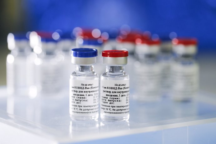 Coronavirus.- Un 14 por ciento de los voluntarios que han probado la vacuna rusa