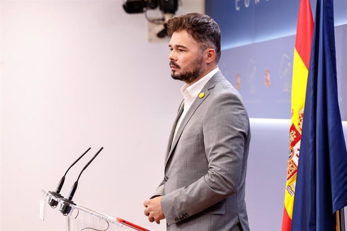 El portavoz de ERC en el Congreso de los Diputados, Gabriel Rufián, durante su intervención en una rueda de prensa convocada antes de la reunión de la Junta de Portavoces, en Madrid (España), a 15 de septiembre de 2020.