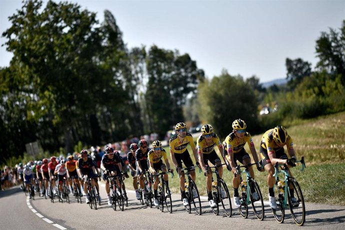 Corredores durante el Tour de Francia