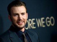 La ingeniosa 'excusa' de Chris Evans tras publicar fotos íntimas por error en Instagram