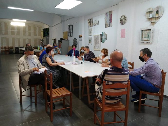 Vecinos y comerciantes del centro de Logroño se reúnen para tratar la situación de la ciudad
