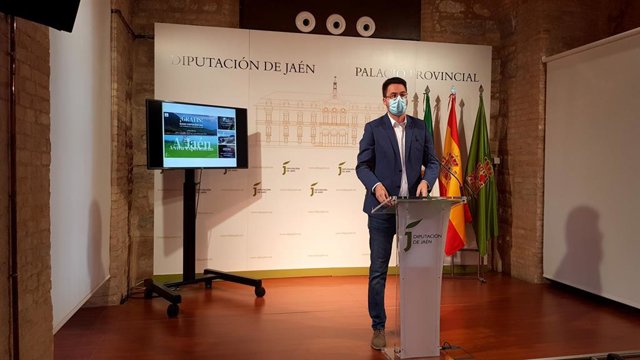 El diputado de Promoción y Turismo, Francisco Javier Lozano