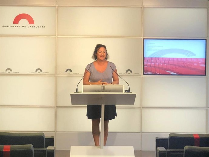 La diputada del PSC Alícia Romero en rueda de prensa en el Parlament el 15 de septiembre de 2020