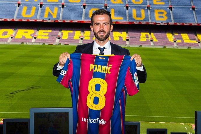 Fútbol.- Miralem Pjanic: "Podemos conseguir todo, este equipo es enorme"