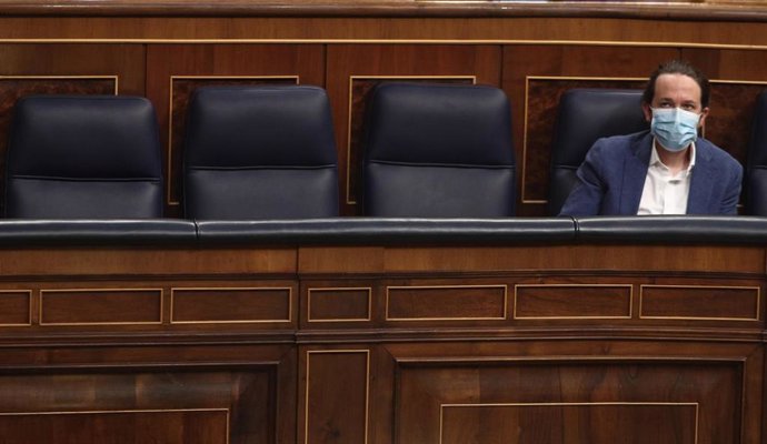 El vicepresidente segundo del Gobierno, Pablo Iglesias, en su escaño en el Congreso