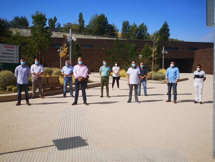 Alcaldes de la Sierra de Cazorla durante la concentración