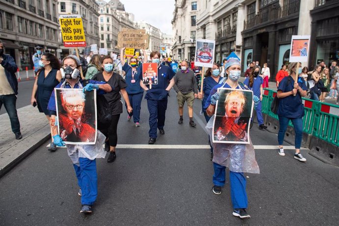 Manifestación de trabajadores sanitarios en Londres