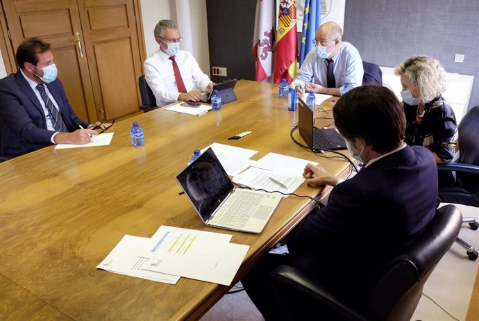 Reunión con el alcalde de Valladolid, Óscar Puente.