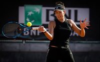 Muguruza debuta con victoria en Roma ante Stephens