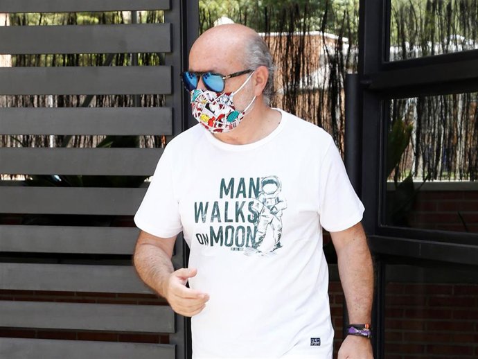 José Carlos Bernal es uno de los grandes apoyos de Carmen Borrego tras la salida a la luz de su hermano anónimo y su polémica separación de su primer marido