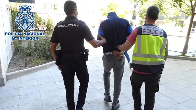 Detenido en Hortaleza como presunto autor de dos robos con violencia