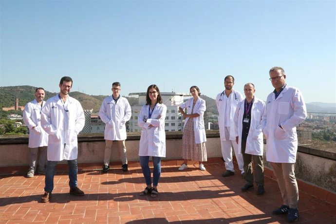 Investigadores de la Unidad de Epilepsia del Servicio de Neurología del Hospital Universitario Vall dHebron y el Grupo de Investigación en Epilepsia del Vall dHebron Instituto de Investigación (VHIR)