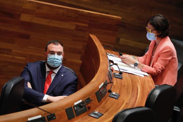 El presidente del Principado de Asturias, Adrián Barbón