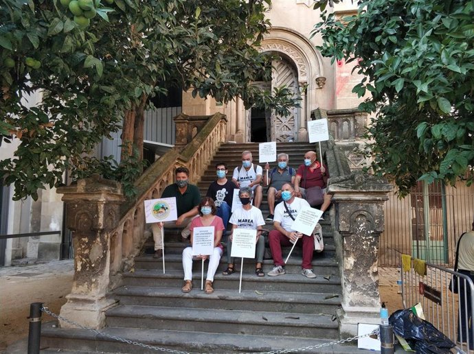 Representantes de las entidades vinculadas a la atención primaria Frum Catal d'Atenció Primria (FoCAP), Rebellió Atenció Primria y la Marea Blanca de Catalunya